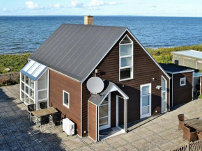 Comfortable Holiday Home in Funen on Beach in Asperup